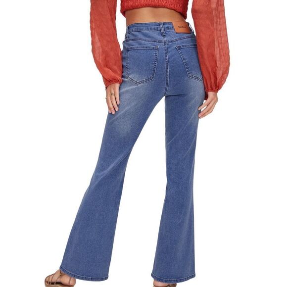 NWT Cider Mid Rise Solid Flared Jeans Sz 6 - Picture 2 of 10